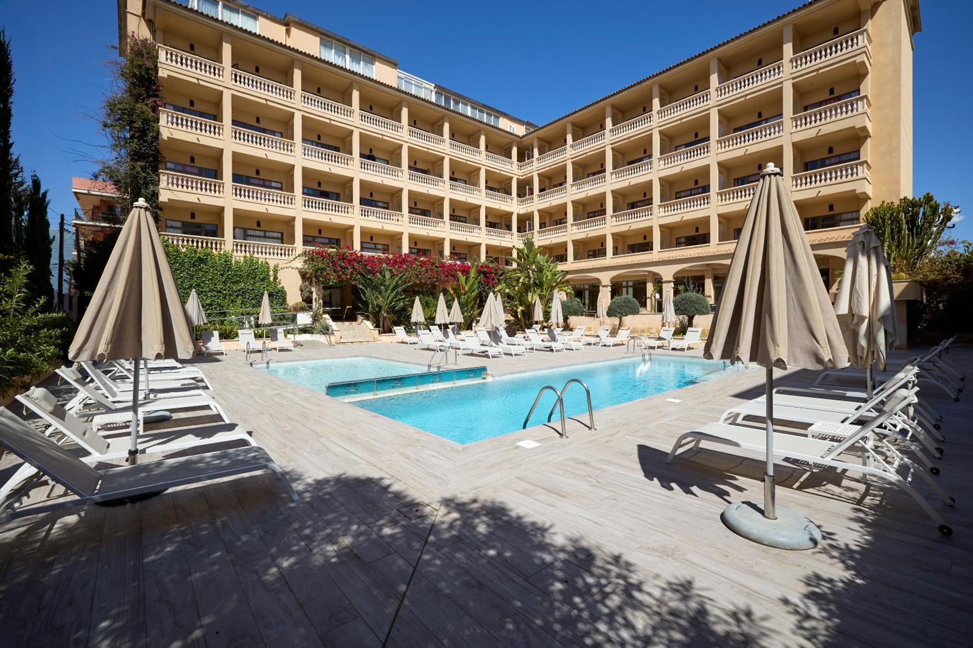 Apartamentos Isla Del Sol Can Pastilla  Exterior photo
