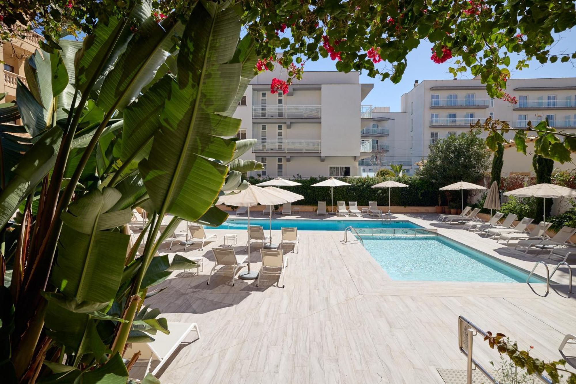 Apartamentos Isla Del Sol Can Pastilla  Exterior photo